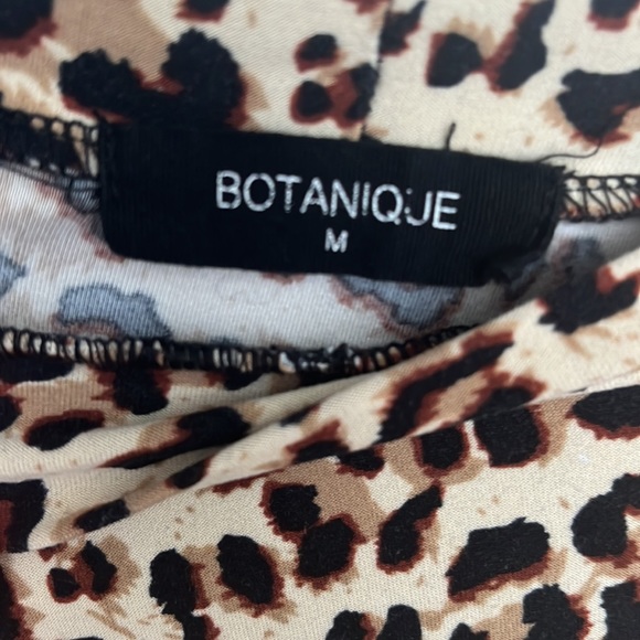 EUC Super Soft Leopard Print Top - Picture 3 of 4